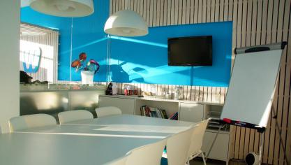 office-space-1744805_1920
