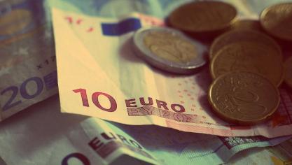 money-926631_1920