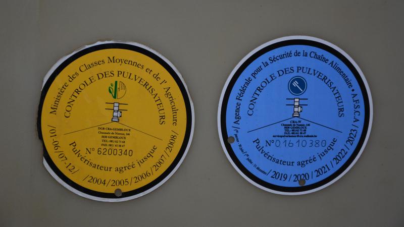 Les propriétaires de pulvérisateurs concernés recevront par la poste  une convocation stipulant la date définitive, l’heure et le lieu de l’inspection.