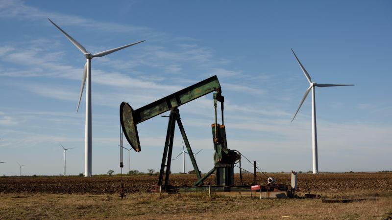 La transition entre les énergies fossiles  et renouvelables s’annonce longue  et coûteuse, selon Benjamin Louvet  qui y voit toutefois une opportunité  pour les agriculteurs.