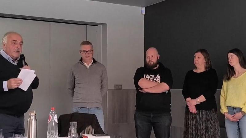 De gauche à droite: Vincent Petillon, Vincent Bury, Aurélien Stievenart, Sylvie Delfosse et Perrine Verdonck.