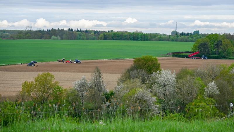 Il est admis que, lorsqu’un exploitant agricole occupe un bien rural en l’affectant à son activité agricole moyennant paiement d’une contrepartie financière non négligeable, la naissance d’un oral peut en résulter.