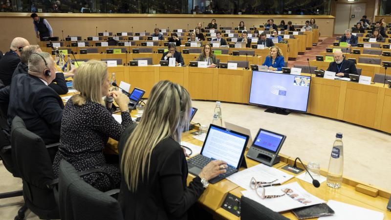 L’objectif est de parvenir à un accord d’ici fin 2025 avec la présidence danoise.