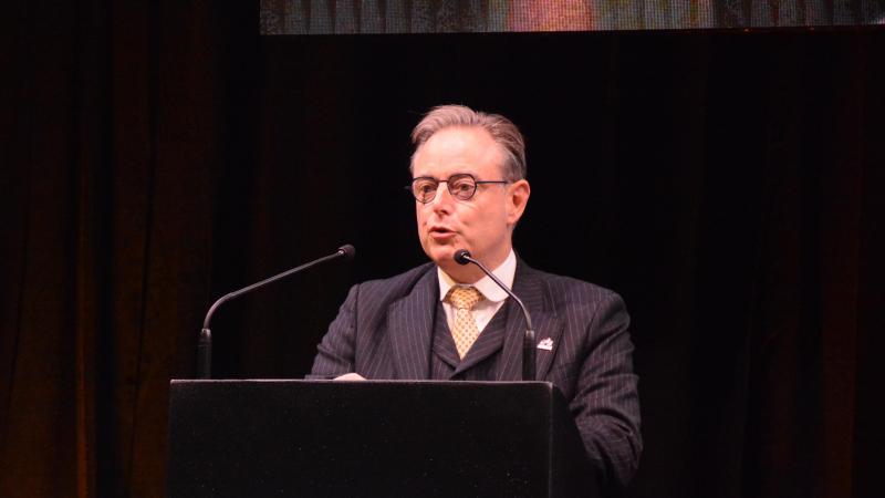 M. De Wever n’est pas parvenu à réunir l’accord des entités fédérées, condition nécessaire pour engager la Belgique sur la scène européenne.