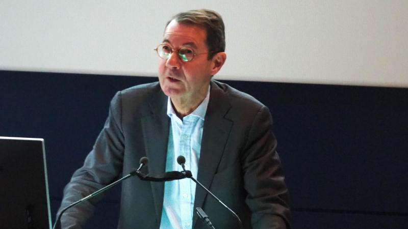 « On nous demande souvent s’il faut décroître », explique Bruno Colmant, ajoutant « en réalité, nous sommes  déjà en décroissance ».