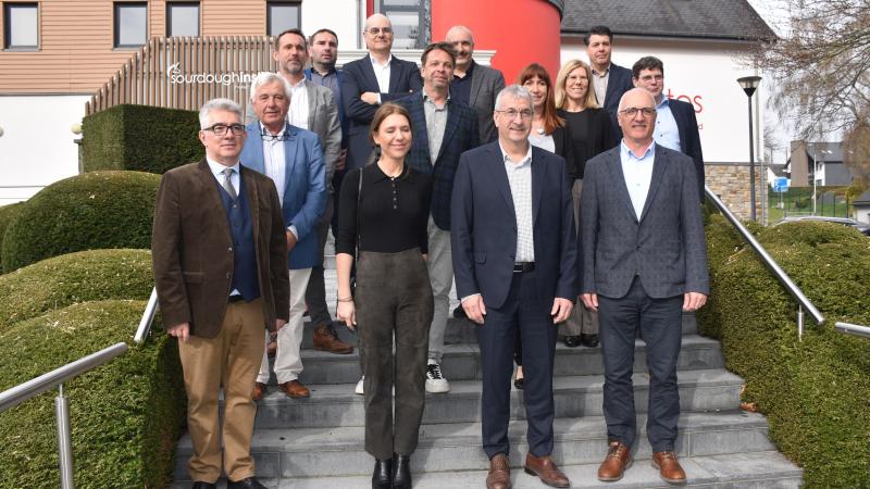 Les représentants de l’Awex, de Wagralim et du privé ont rencontré le ministre Jeholet pour penser l’intégration des biotechnologies dans l’économie.