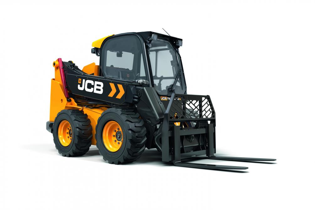 Le Teleskid, de JCB, est un télescopique de petite dimension capable de lever une charge à 5 mètres tout en étant aussi maniable qu