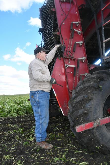 Les équipements sont relativement simples techniquement et très légers sur le plan de l’électronique, de sorte que les agriculteurs peuvent en assurer la maintenance sans difficulté.