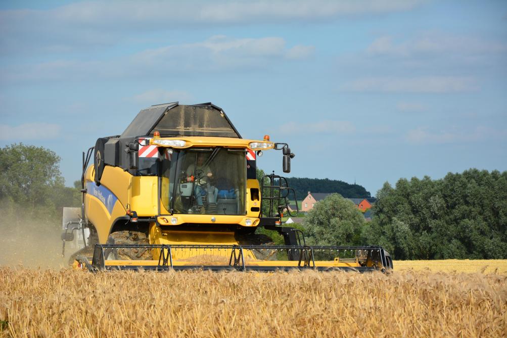 Malgré l’utilisation de machines toujours plus connectées et intelligentes, 
le secteur agricole reste peu familier avec les technologies numériques.