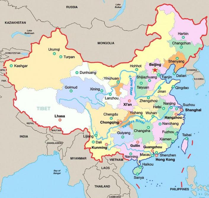 Encore largement méconnue hors des frontières de la Chine, la municipalité autonome de Chongqing constitue le véritable poumon économique de l’ouest du pays, qui a longtemps souffert de l’enclavement dû à au relief montagneux de la région.