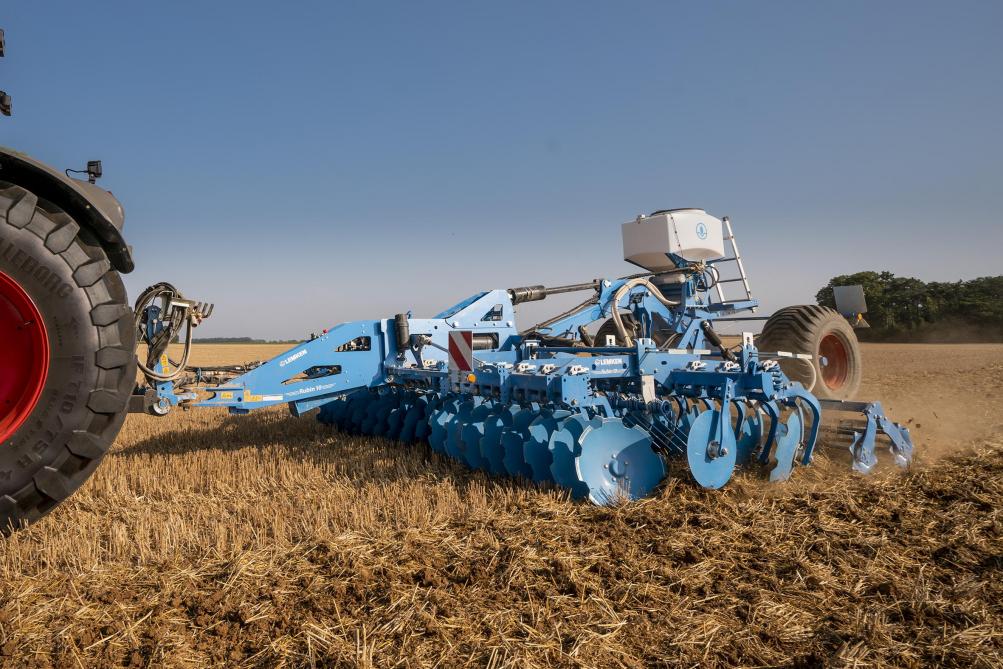 Le SeedHub permet d’implanter les engrais verts directement lors du déchaumage.