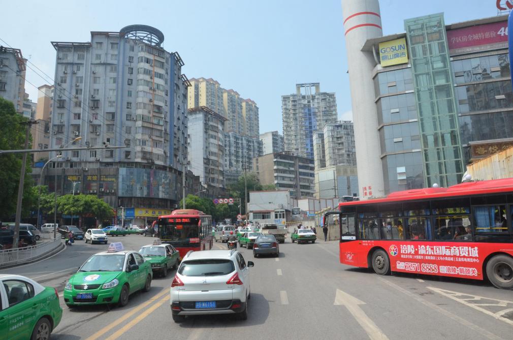 Au-delà de la province du Hubei, de taille modeste par rapport au gigantisme du pays, l’activité économique globale ne semble pas trop souffrir jusqu’ici...