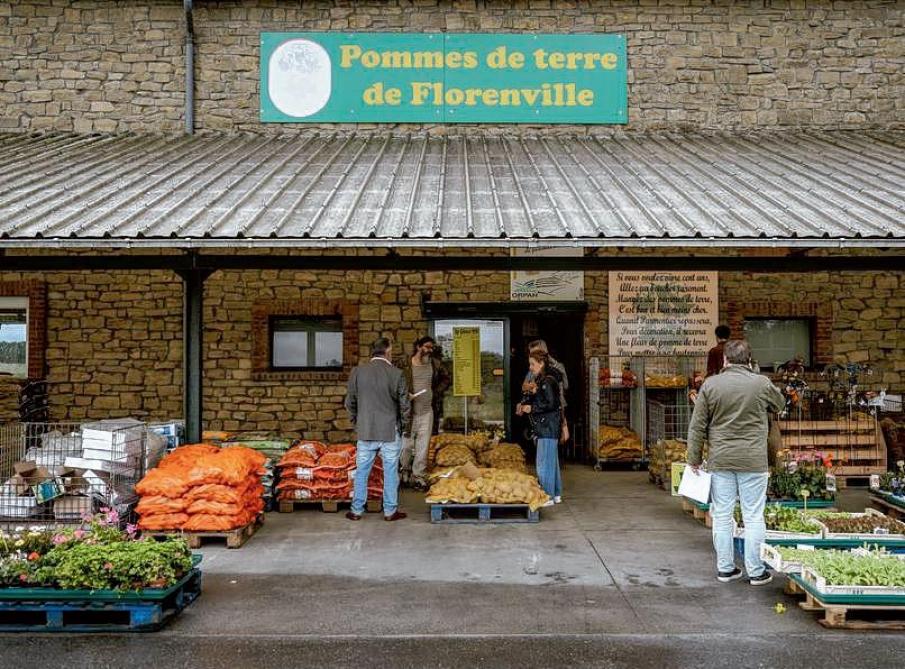 La moitié des pommes de terre est vendue directement par les cultivateurs. L’autre moitié est écoulée via les canaux de vente traditionnels.