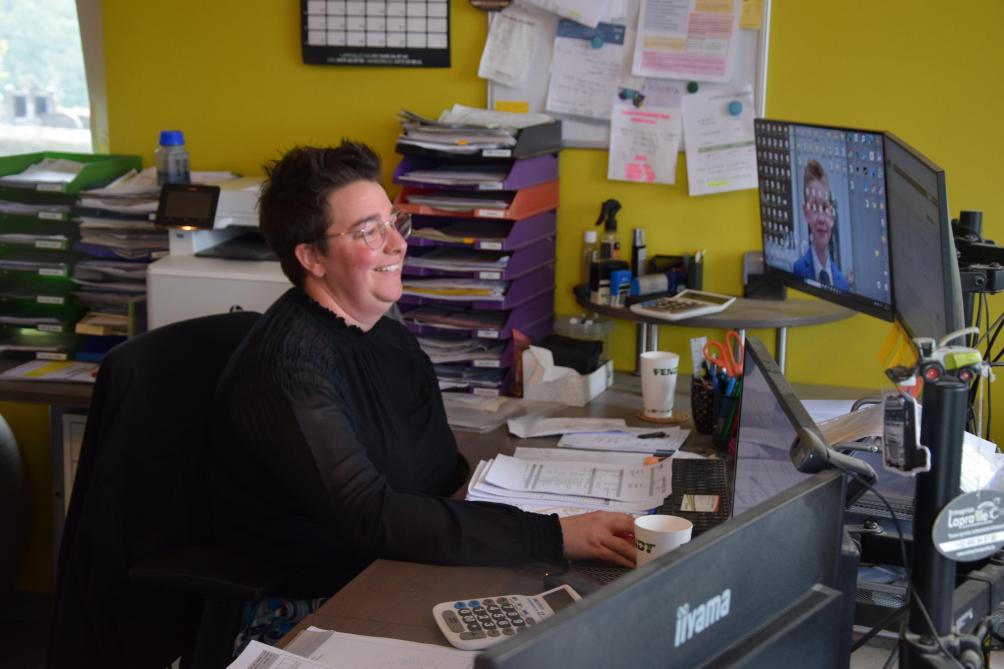 Angèle travaille depuis 2009 aux côtés de Calmin et s’occupe plus particulièrement de l’administration.