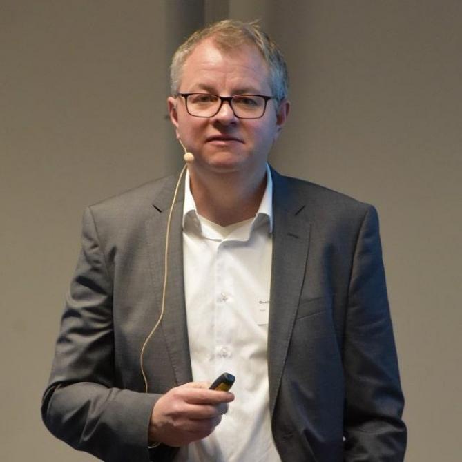Olivier Guelton rappelle que le Comité d’agréation  tient compte de l’apparition de nouvelles méthodes  de travail, comme la pulvérisation en bandes ou  la pulvérisation assistée par intelligence artificielle.