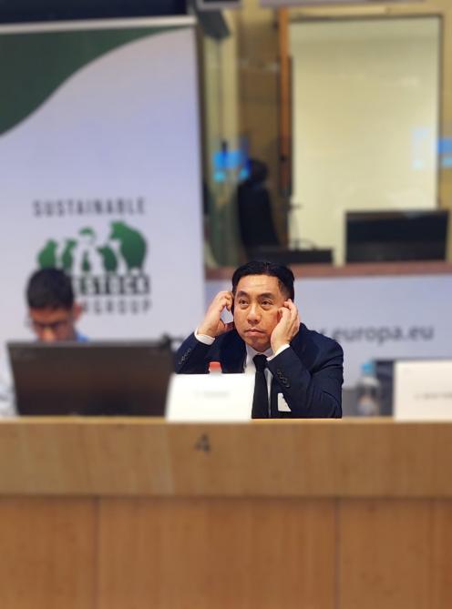 Sans action, les émissions resteront élevées  et continueront d’augmenter indique le rapport  présenté par Thanawat Tiensin.