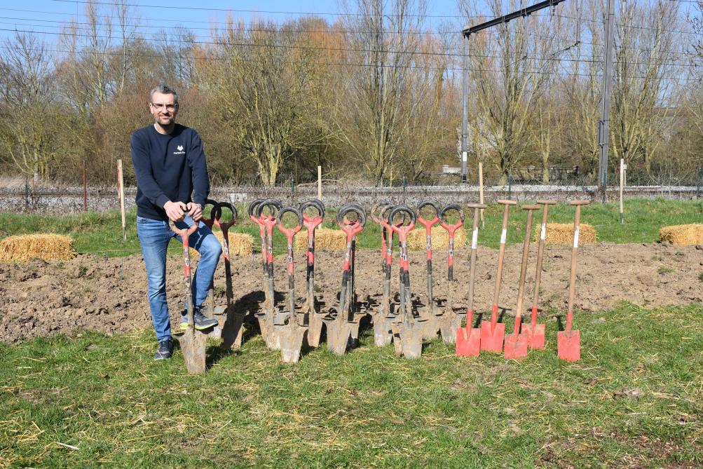 Pour Frank Missoul, « il ne s’agit pas seulement de planter des arbre  mais aussi de transformer notre regard sur la nature».