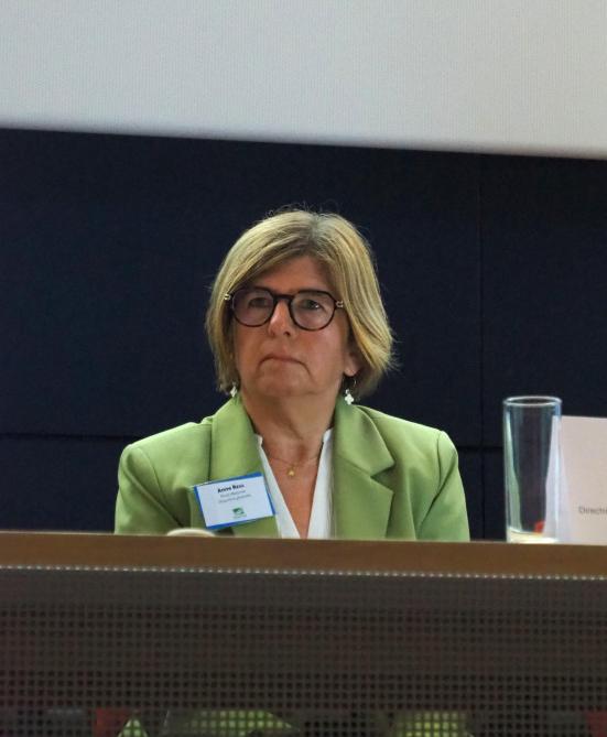Anne Reul a rappelé que l’industrie alimentaire a récemment adopté une nouvelle feuille de route en matière de durabilité, qui vise notamment à renforcer l’ancrage local des filières.