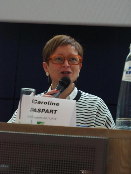 Faut-il souhaiter un consommateur docile, qui accepte l’offre agricole sans la questionner, ou au contraire un consommateur critique, capable d’évaluer la qualité de ce qu’il consomme s’interroge Mme Jaspart-Herbiet.