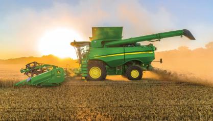 La moissonneuse-batteuse est une machine aujourd’hui technologiquement très avancée, disposant de capteurs dont les mesures constituent une  véritable pierre angulaire pour les applications de smart farming.