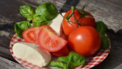 tomatoes-1580273_1920