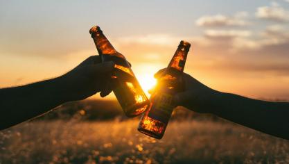 cheers-839865_1920