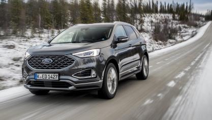 Le Ford Edge présente  une nouvelle face avant  avec une calandre désormais détachée des feux.