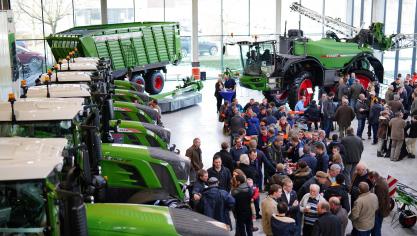 Des portes ouvertes ont notamment été organisées chez Danneels, à Beaumont,
afin de présenter la gamme complète aux agriculteurs.