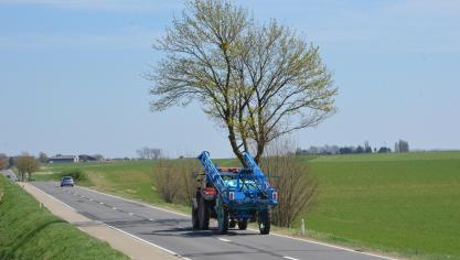 Le référentiel du vivre ensemble s’inscrit vraiment dans la volonté de créer dans le dialogue un cadre d’actions avec des engagements de chaque partie, agriculteurs et riverains, pour quitter les ornières des malentendus et reprendre un chemin plus sûr et apaisé.
