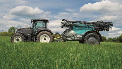 La rampe Axiale 3
bras se loge sur les côtés de la cuve, sans dépasser à l’avant, ni au-dessus