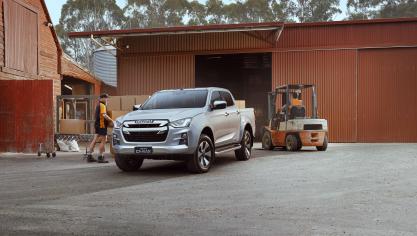 Tout nouveau, le D-Max adopte un nouveau dessin et un nouveau châssis.