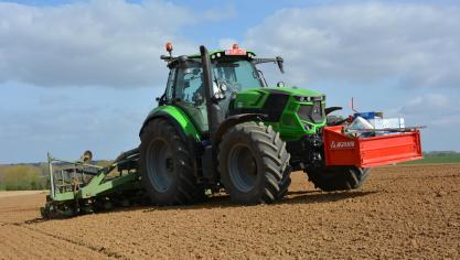 Si le nombre de tracteurs de plus de 50 ch vendus recule, cela s’accompagne  d’une hausse de la puissance moyenne (181 ch en 2020).