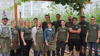La Microferme du Ponceret, c’est un écosystème d’activités qui s’étend sur 3 ha et qui emploie 14 ETP à l’année. Les compétences y sont donc diversifiées.