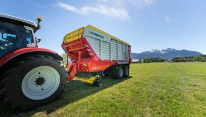 Les nouvelles Jumbo 7000 affichent une capacité de chargement allant de 38 à 54 m³  (+ 2 à 2,6 m³ avec rehausses optionnelles, selon les modèles).