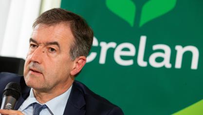Le CEO de Crelan Philippe Voisin a indiqué que la future plate-forme bancaire et informatique unique subira une transformation et une modernisation complètes. Pour y parvenir, 131 millions € ont été affectés à la migration et à l'intégration informatiques et 50 millions € à la poursuite de la modernisation des systèmes informatiques.