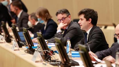 M. Denormandie espère que les ministres européens de l’Environnement, qui sont en charge du dossier de la déforestation importée, parviendront à un accord d’ici la fin du mois  de juin qui clôturera la présidence française dont c’était une priorité.