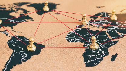 « Nous sommes dans un processus de sino-mondialisation » qui s’inscrit  dans un contexte d’exacerbation des rivalités entre la Chine et les Etats-Unis  sur un fond de guerre commerciale et aggravé par le conflit russo-ukrainien  qui couvait sous la cendre en 2014 avec l’annexion de la Crimée.