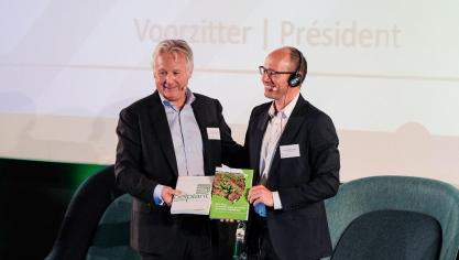 Martin Van Gheluwe (à gauche) a cédé sa place de président à Sylvain Moissonnier.