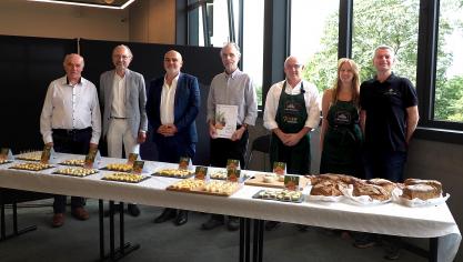 Le parc du château de Harzé ouvrira ses grilles à 25 producteurs, wallons pour la plupart, qui feront découvrir environ 200 fromages, lesquels seront proposés à la dégustation et à la vente.