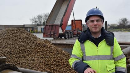 En tant qu’agro-manager, Kristof Vrancken est responsable de la logistique des betteraves sucrières et des sous-produits des sucreries de la RT.