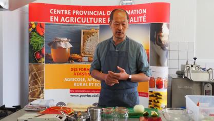 La lactofermentation permet de réduire les déchets alimentaires, de manger sainement, et de construire  une cuisine équilibrée, ancrée dans la saisonnalité.