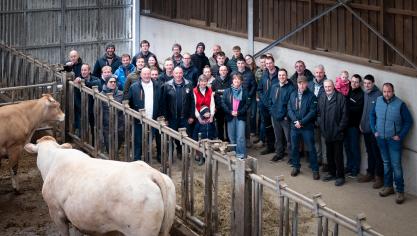 L’assemblée générale a également été l’opportunité de visiter l’exploitation de Dominique Callemeyn.