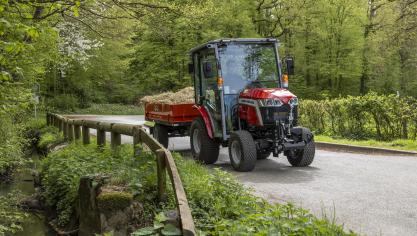 La gamme MF 1M comprend  quatre modèles, de 20 à 40 ch.