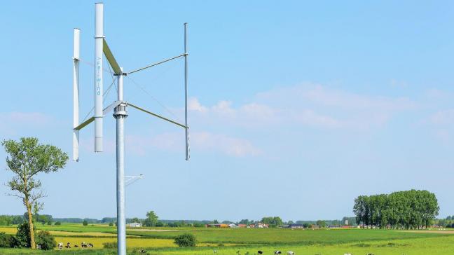 L’éolienne à axe vertical présente l’avantage de la robustesse et de la simplicité de conception, d’exploitation et d’entretien et limite au maximum les nuisances sonores.
