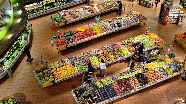Le Collège des producteurs souhaite qu’un nombre important de produits labellisés fasse leur entrée dans les grandes surfaces, notamment au rayon fruits et légumes.