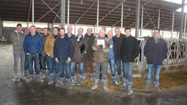 Quelque 18 éleveurs transfrontaliers se rencontrent ponctuellement en vue d’améliorer leurs pratiques pour une meilleure autonomie protéique.