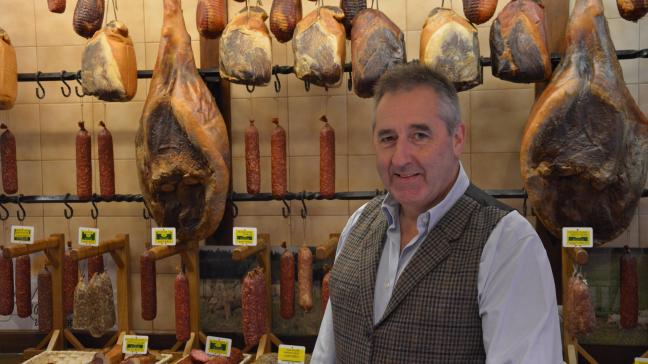 «
Si la peste porcine africaine venait à toucher mon élevage, je me poserais
de sérieuses questions quant à la survie de ma boucherie
», s’inquiète André Magerotte.