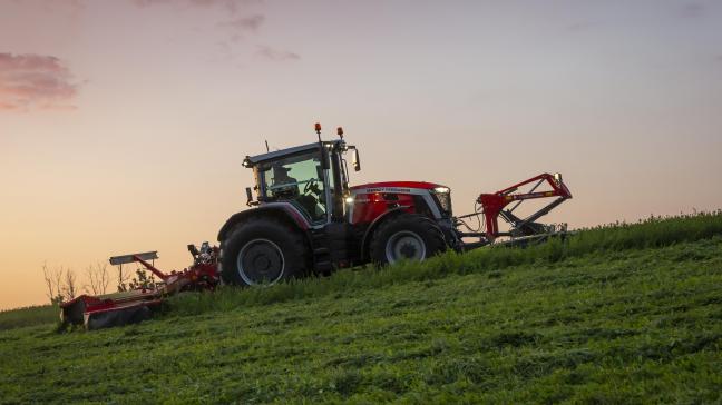 Sous le capot des MF 8S, on retrouve un moteur Agco Power 6
cylindres de 7,4
l.