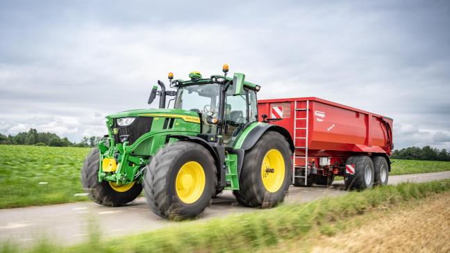 Avec une génération comprenant 14 nouveaux modèles de 110 à 250 ch, la nouvelle série 6R devient plus intelligente pour aider ses utilisateurs à en faire davantage.