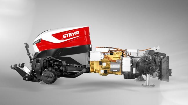 En couplant traction thermique et électrique, Steyr rend les déplacements plus efficaces et plus économes en carburant.  Au champ, c’est ensemble tracteur-outil qui tire profit de la technologie en gagnant notamment en traction.